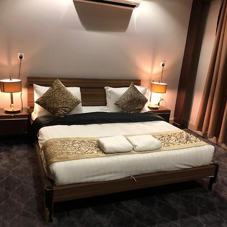 Stars Home Suites Hotel - Al Hamra Джидда Екстер'єр фото
