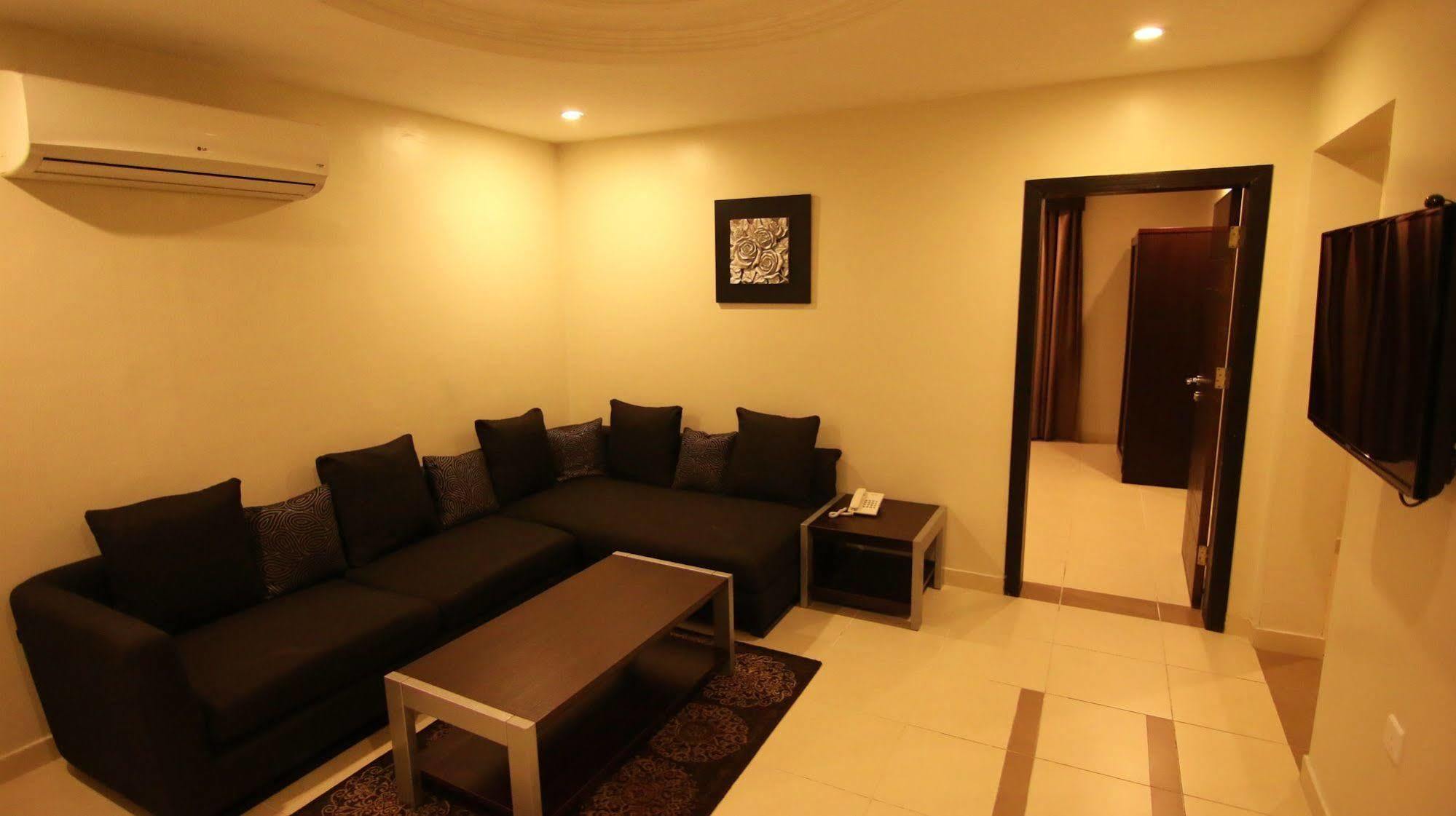 Stars Home Suites Hotel - Al Hamra Джидда Екстер'єр фото